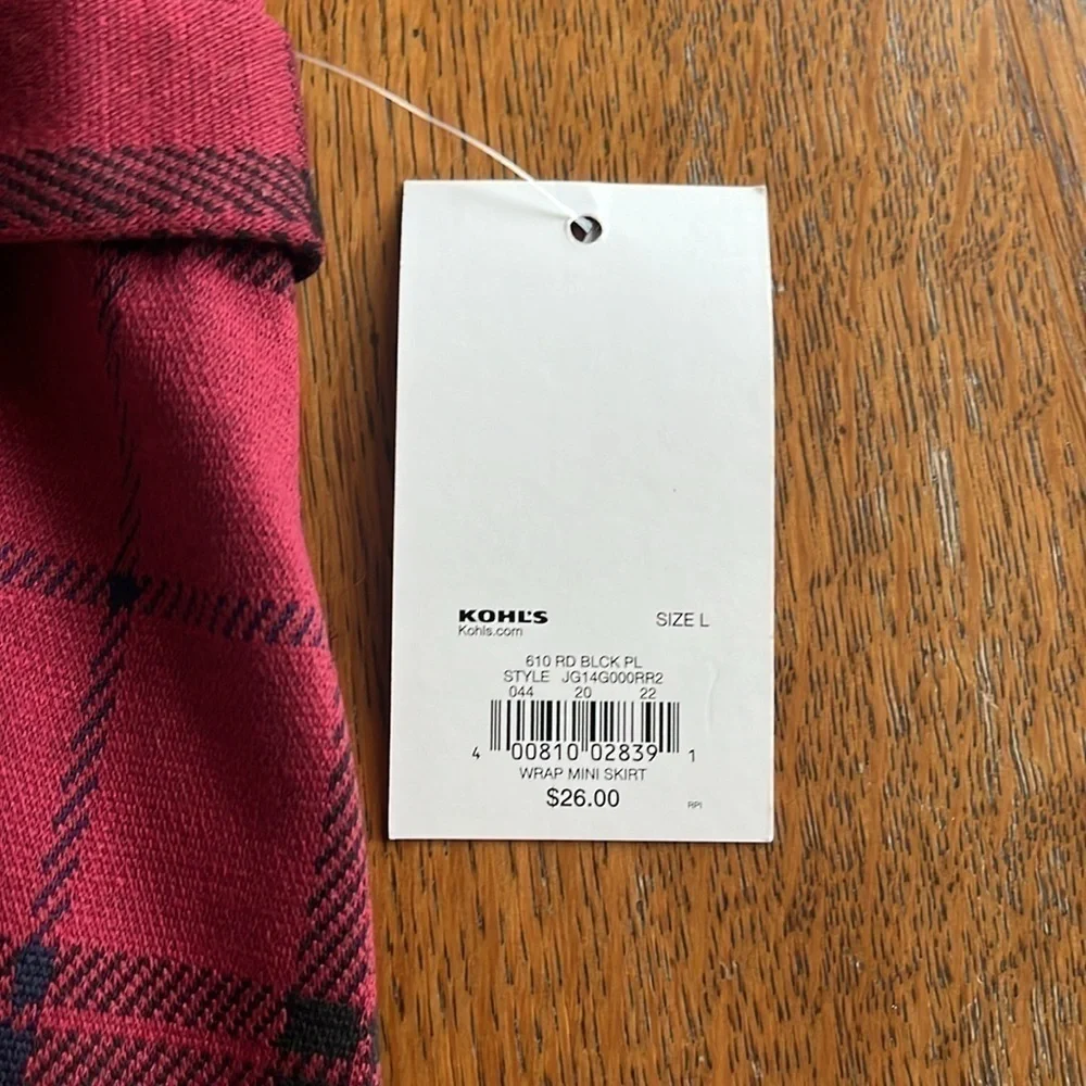 NWT Kohls SO Junior Plaid Wrap Skirt with Tabs on Side Size L Unlined Red Black